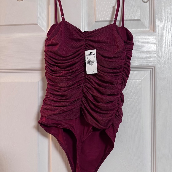 Express ruffle maroon body suit - Picture 2 of 2